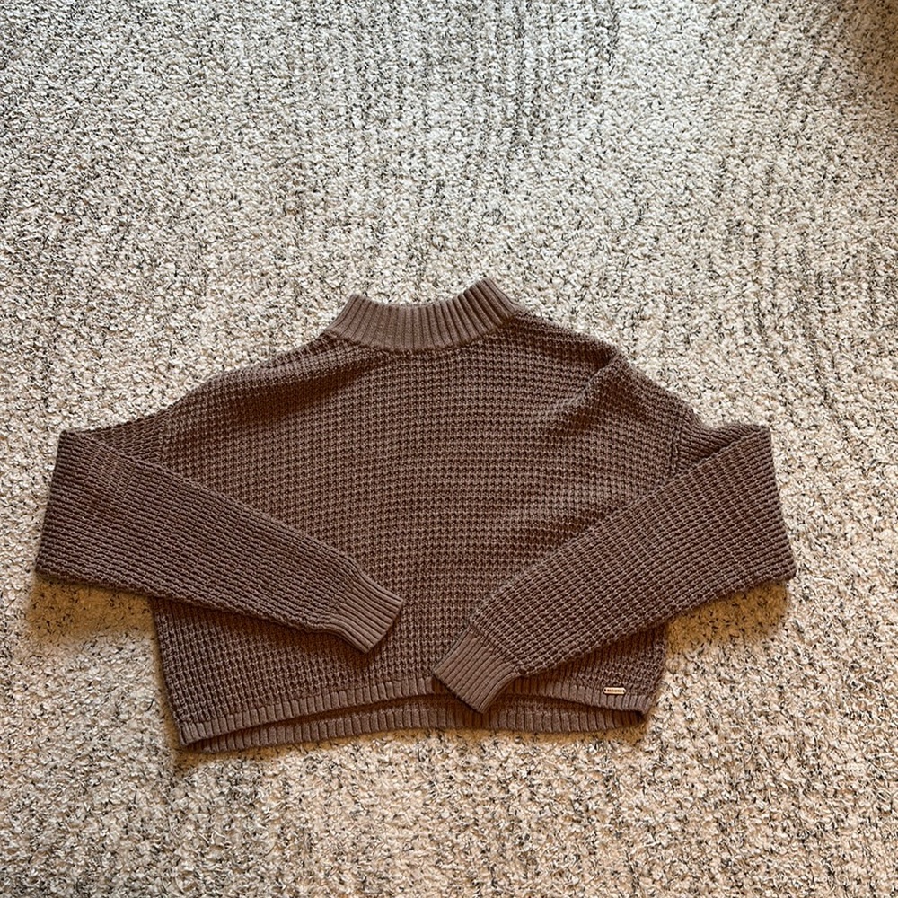 brown hollister neck sweater xs!🐻🥥